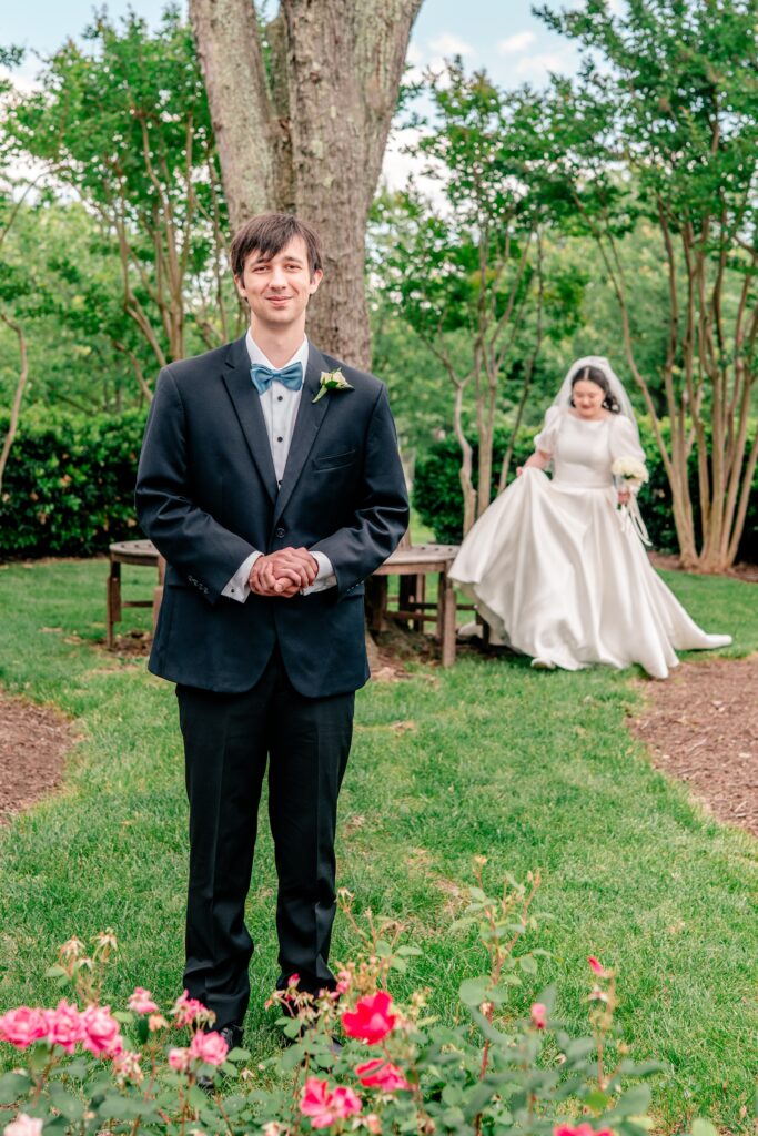 A bride and groom preparing for their first look by by Northern Virginia wedding photographer