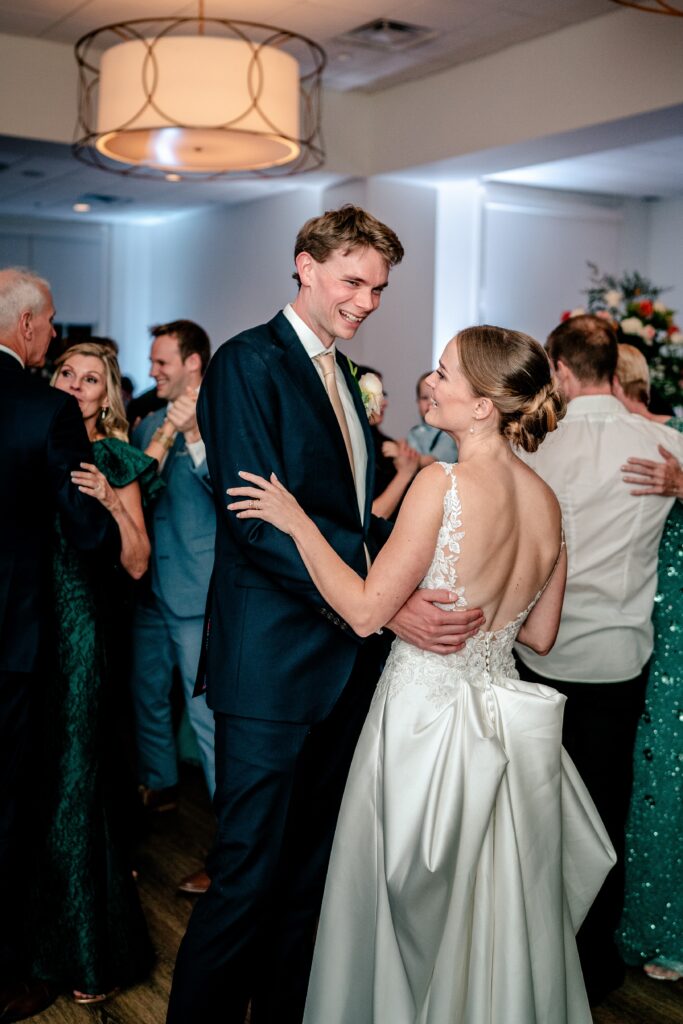 A packed dance floor during a The Estate at Independence wedding